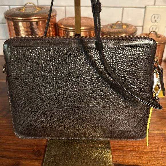Vintage Burberry. Made in Moldova. Crossbody. Removable strap.  brown leather - Picture 5 of 10